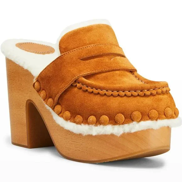 Chloe Joy Suede Clogs Shoes Caramello